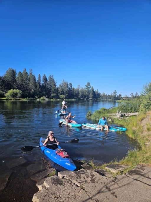 Beautiful Riverfront Near Mt Bachelor With Hot Tub Bend Exteriér fotografie