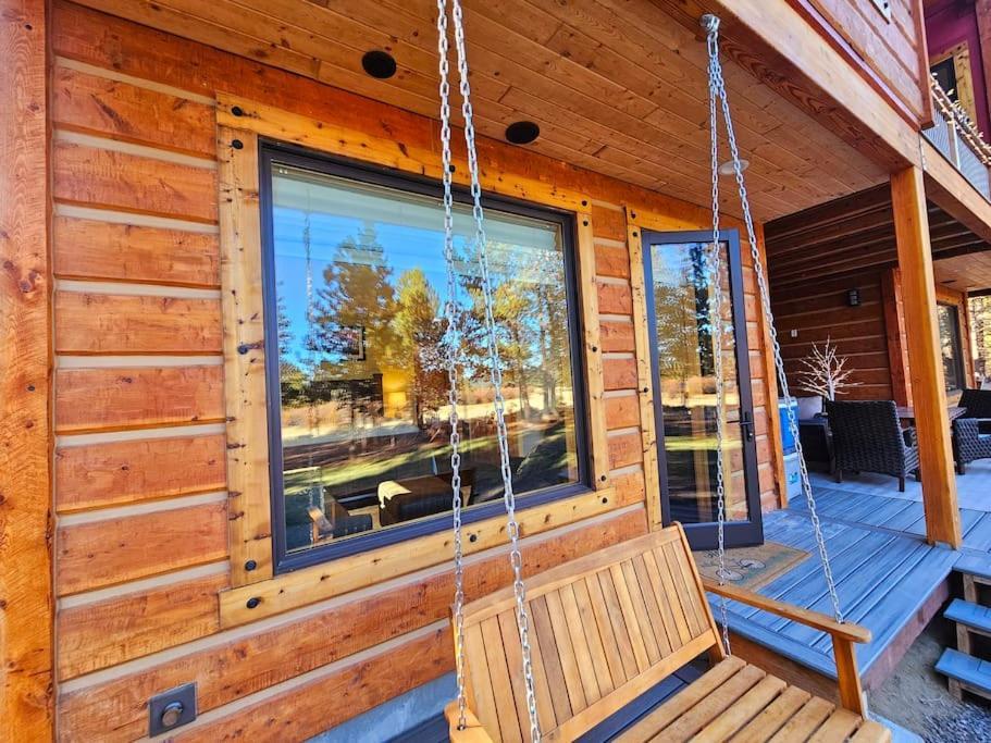 Beautiful Riverfront Near Mt Bachelor With Hot Tub Bend Exteriér fotografie