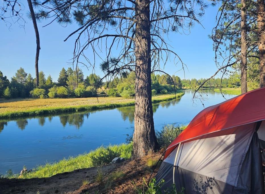 Beautiful Riverfront Near Mt Bachelor With Hot Tub Bend Exteriér fotografie